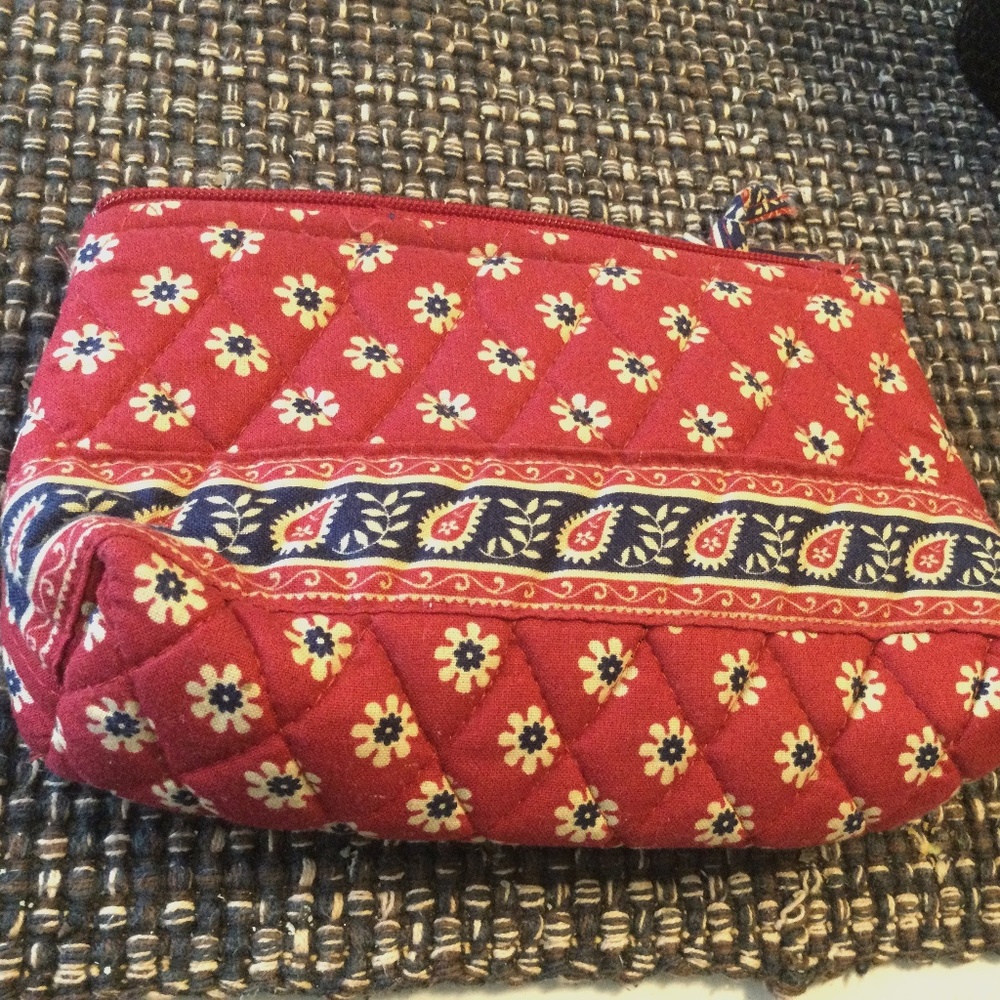 “Vera Bradley” purse and checkbook set